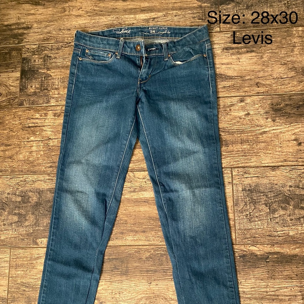 Levis jeans